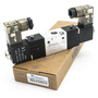 Пневмораспределитель 3V120-06 DC12V